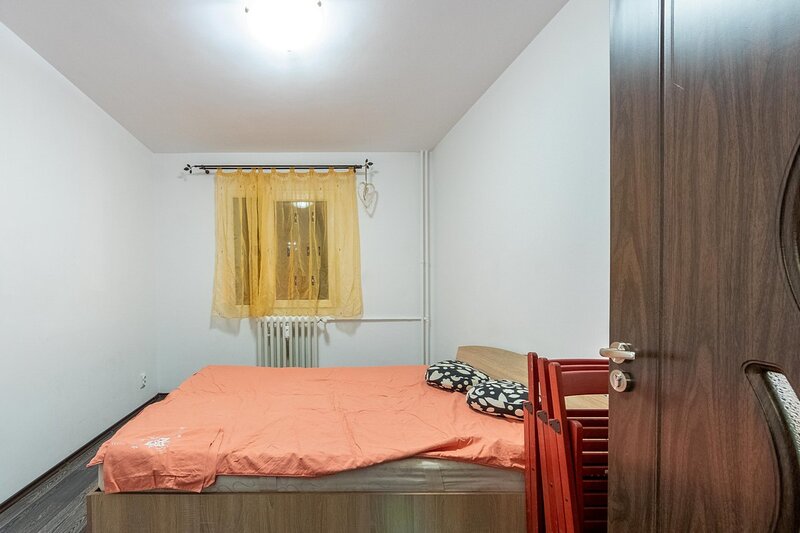 Berceni, Alexandru Obregia et. 1/4+ loc de parcare